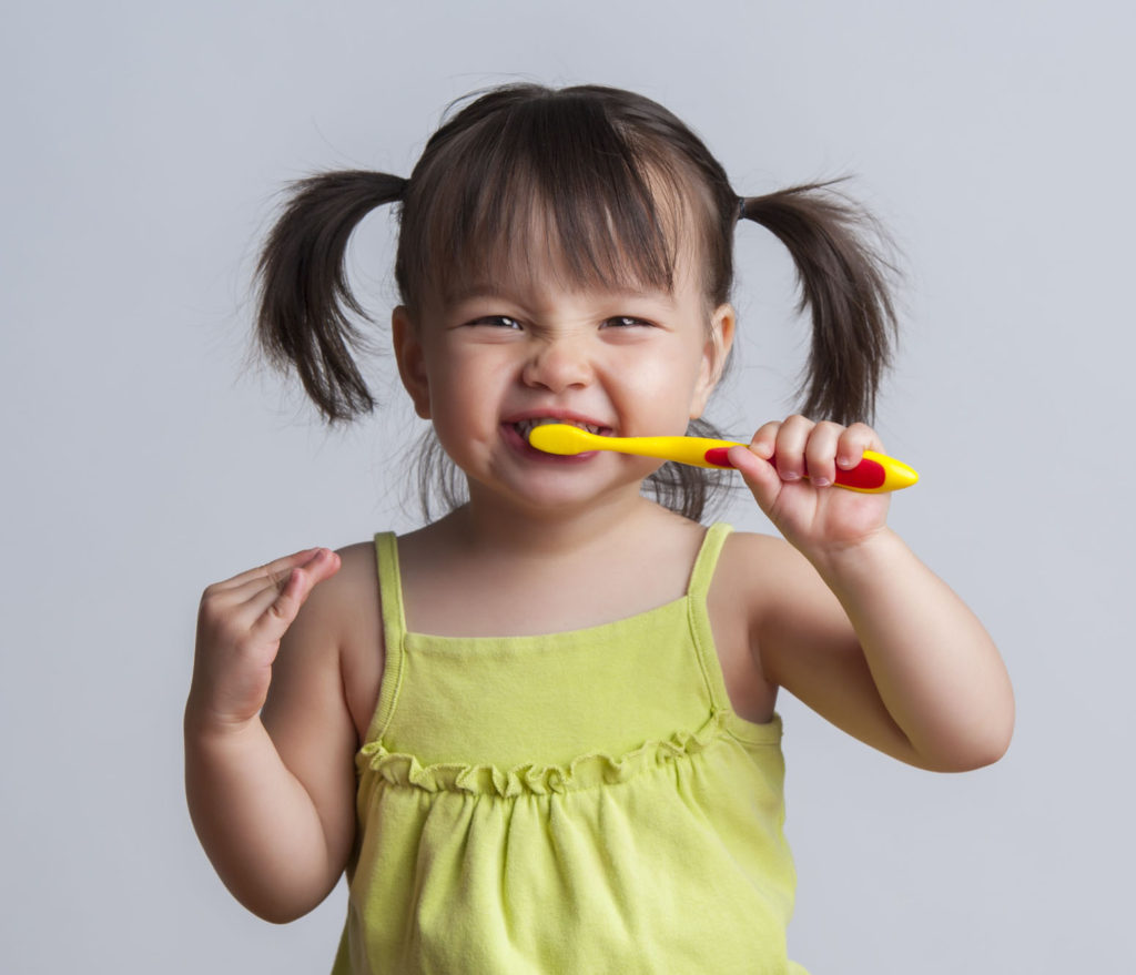 Dentist North Hollywood - Children Brushing Detist